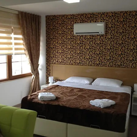 Couette-café Ada Marin