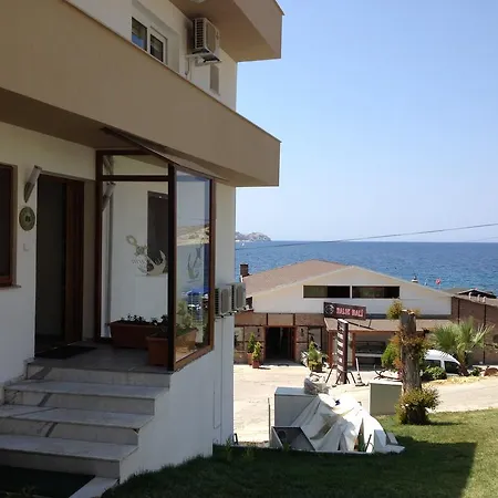 Couette-café Ada Marin